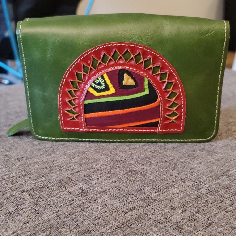 Handmade Leather + Mola Wallet - Picture 1 of 1